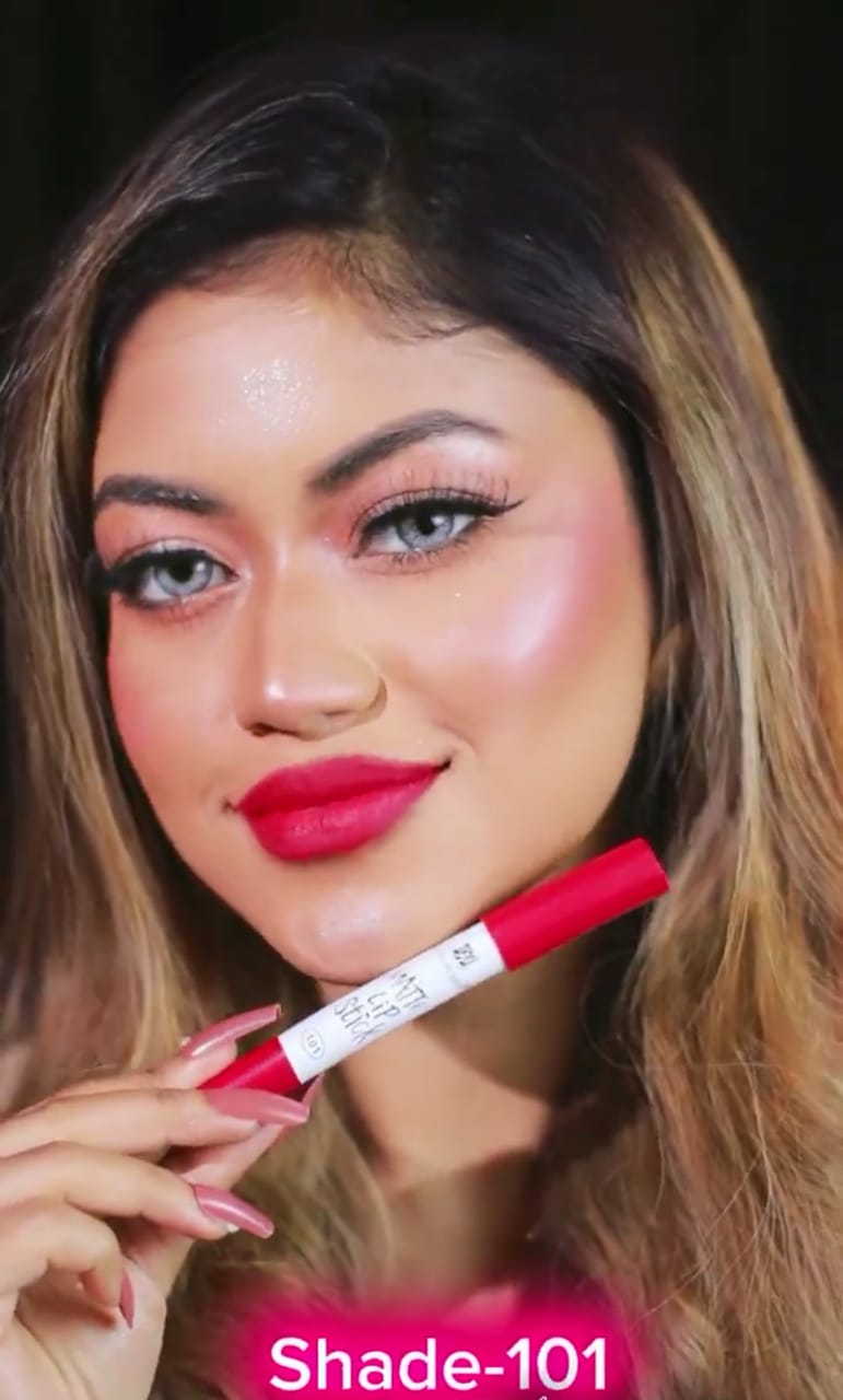 Lon -lasting MATTE CRAYON LIPSTICK